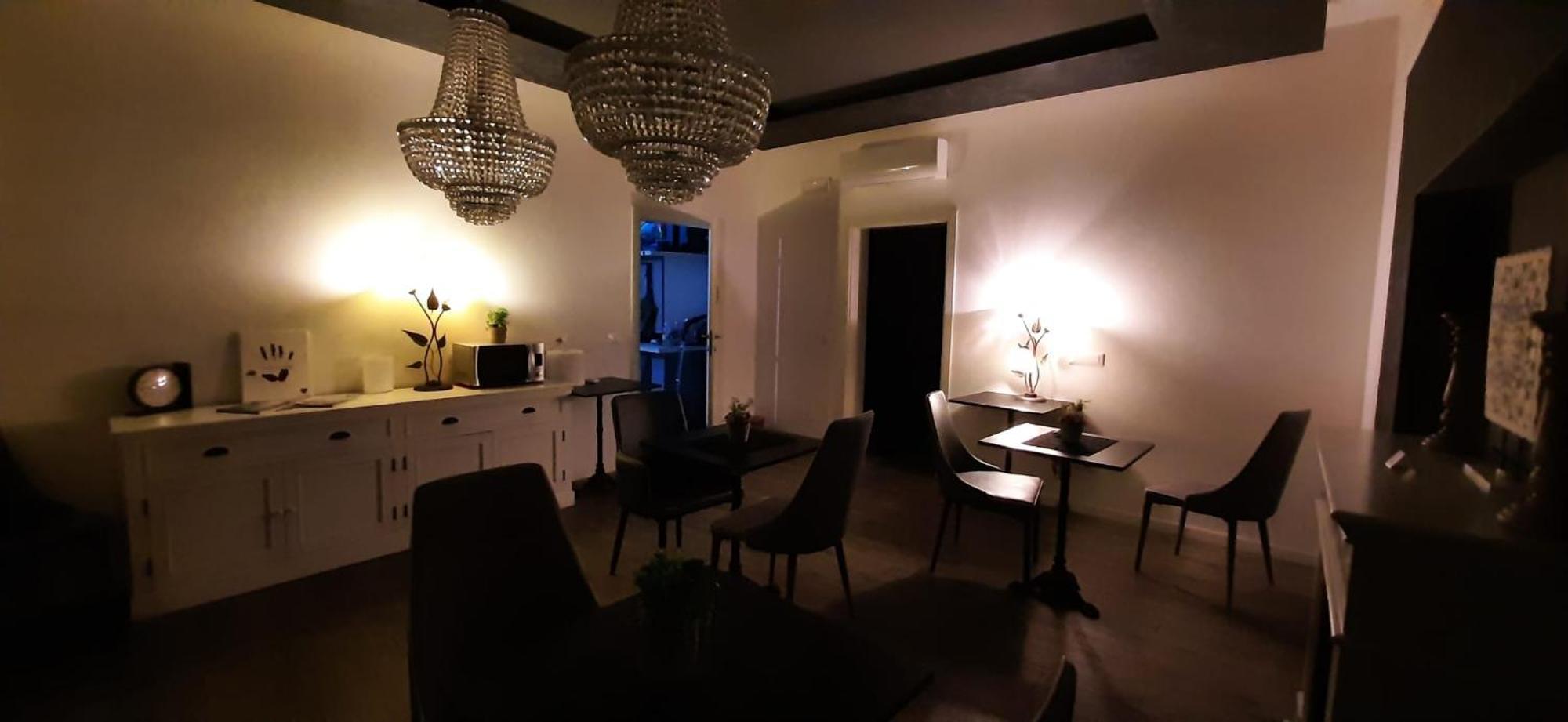 Double A Guest House Mestre Zewnętrze zdjęcie