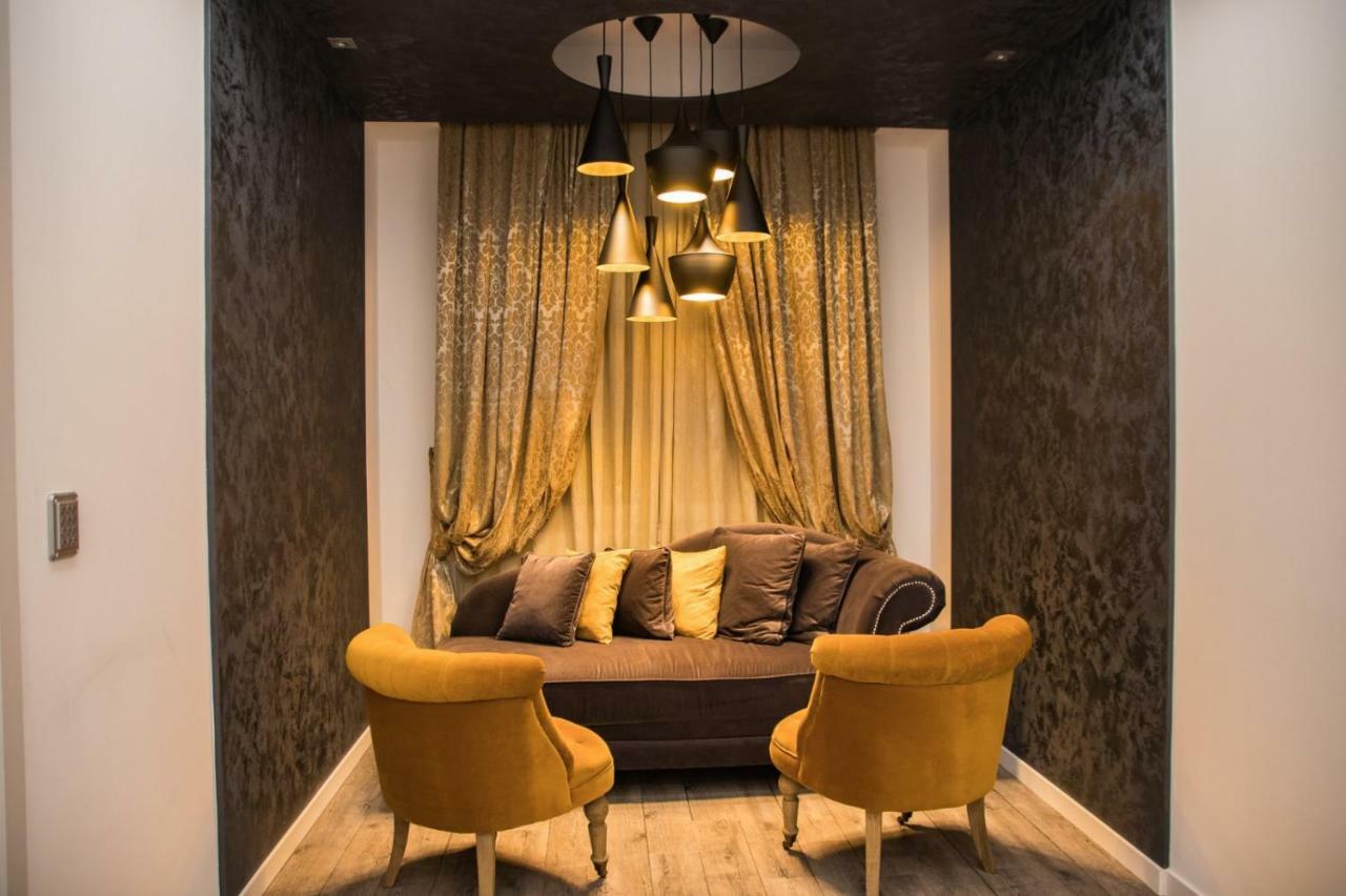 Double A Guest House Mestre Zewnętrze zdjęcie